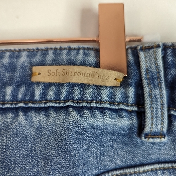 Soft Surroundings Ultimate Denim Straight High Rise Pull On Jeans Light Wash - Picture 7 of 9